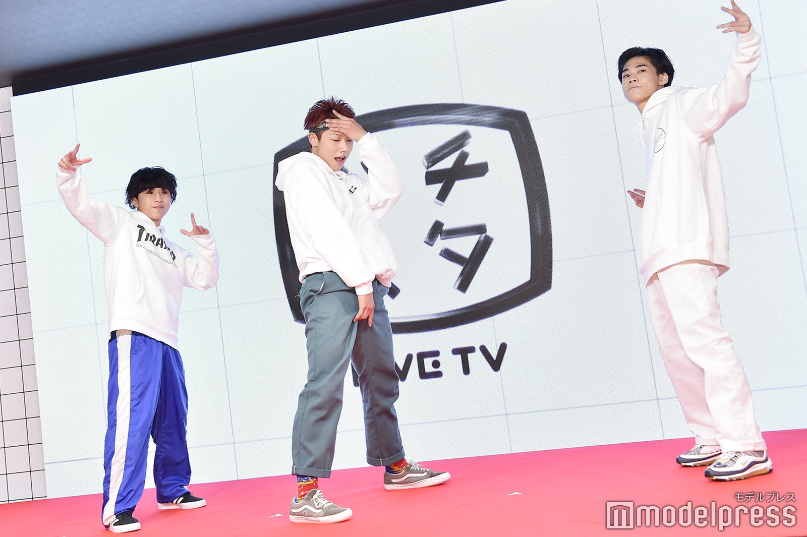 ハチスタスペシャルダンスパフォーマンスの様子（C）モデルプレス
