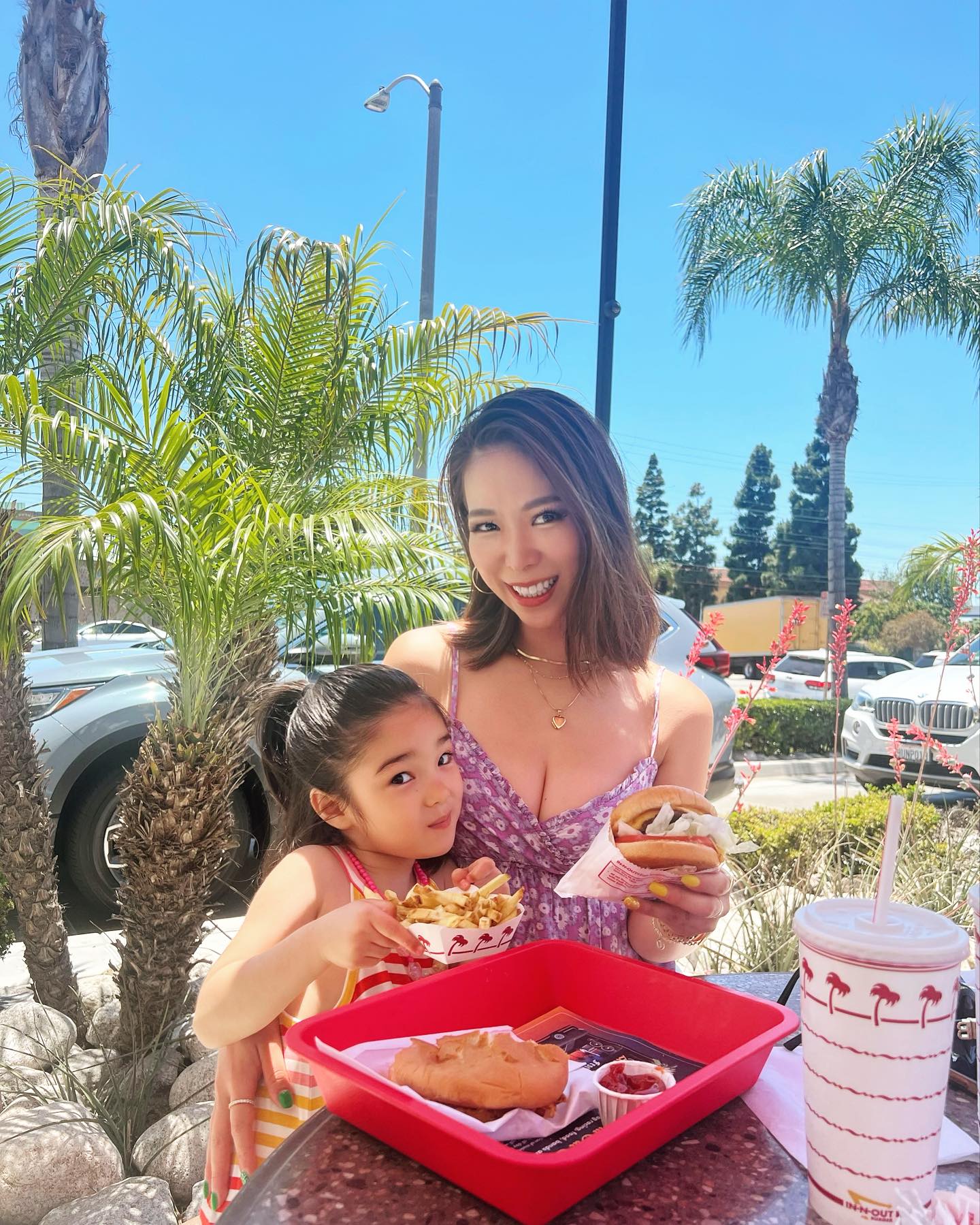 紅蘭 Instagramより