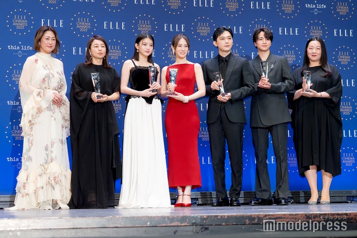 坂井佳奈子、塚原あゆ子、出口夏希、北川景子、吉沢亮、木戸大聖、村田千恵子(C)モデルプレス