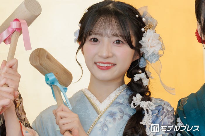 秋山由奈(C)モデルプレス