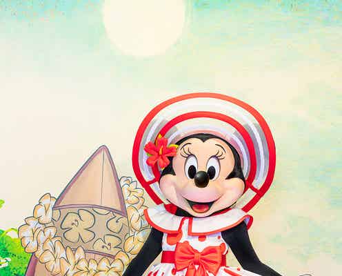 TDL、ミニー“夏限定”ファッション初披露 蜷川実花作品モチーフの新グッズも<ミニーのスタイルスタジオ>