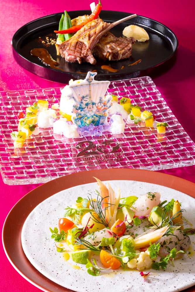 エンパイア・グリル（カリフォルニア料理）エンパイア・グリル・ディナー（C）Disney