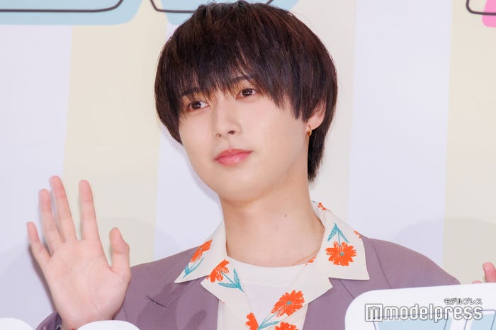 舞台挨拶で弁解した井上瑞稀(C)モデルプレス