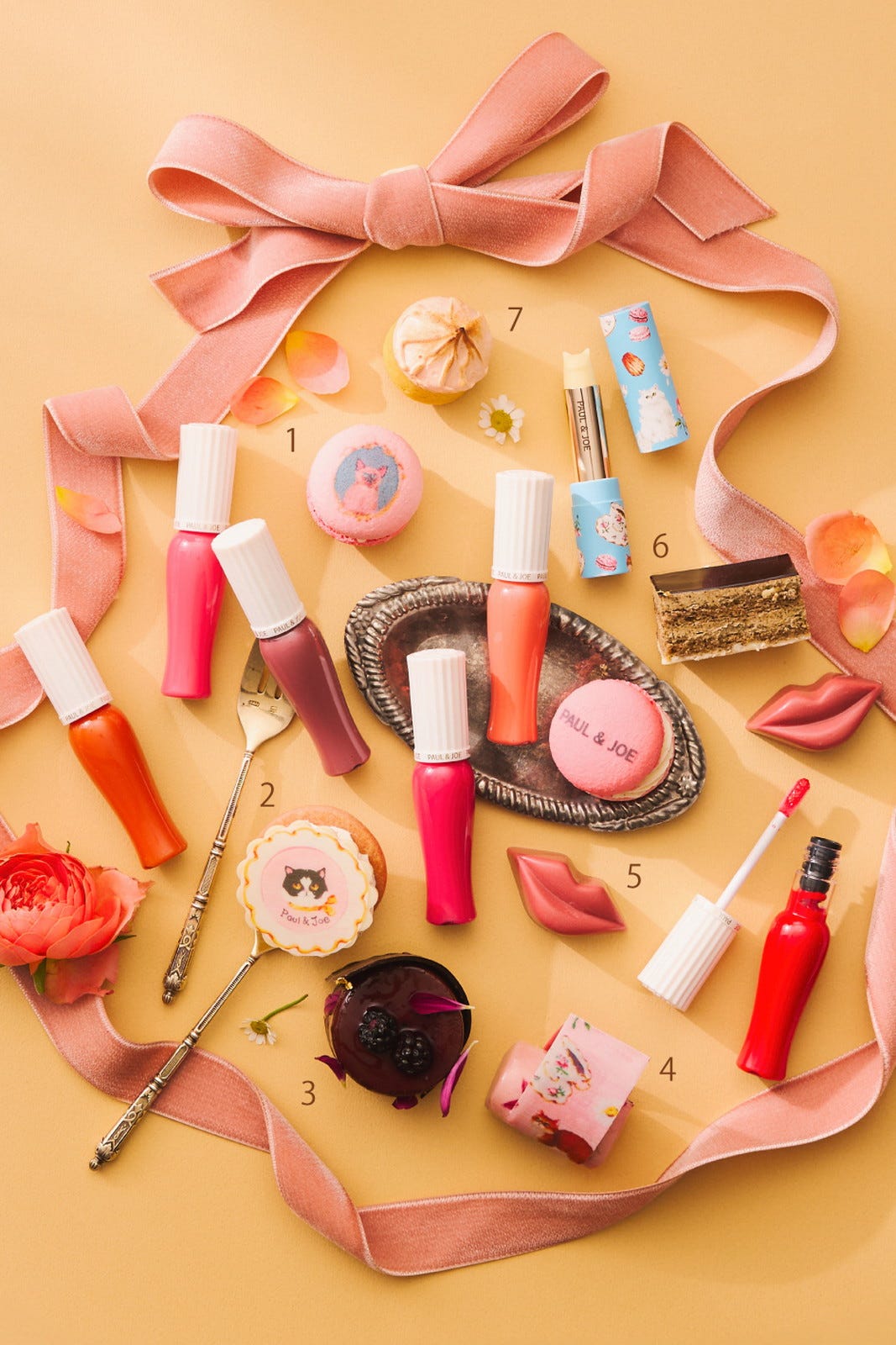 京都でPAUL & JOEコラボアフタヌーンティー、猫絵柄マカロンや新作コスメ着想ショコラなど