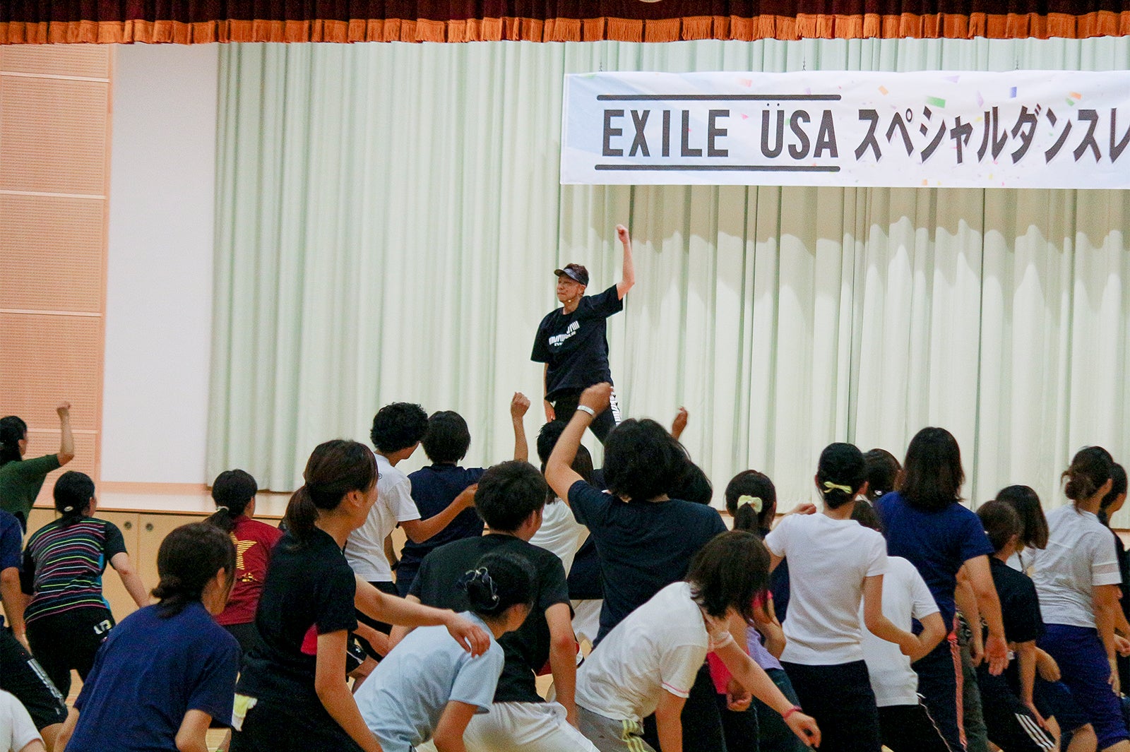 EXILE USA「Choo Choo TRAIN」生レクチャー 定員オーバーの盛り上がり