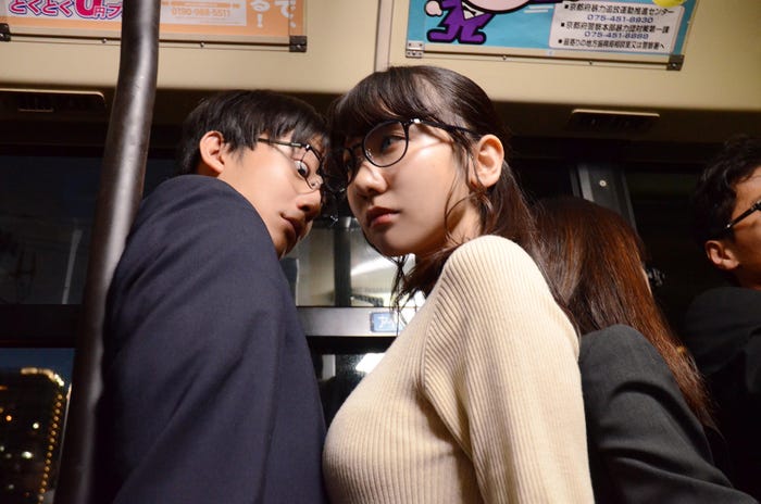 伊藤健太郎、柏木由紀/1話より(C)「この恋はツミなのか!?」製作委員会・MBS