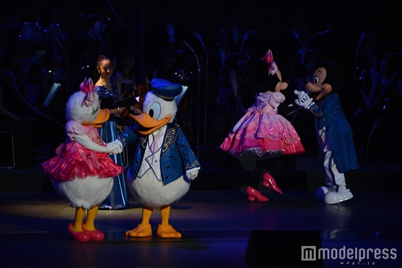 ドナルド、デイジー（C）モデルプレス