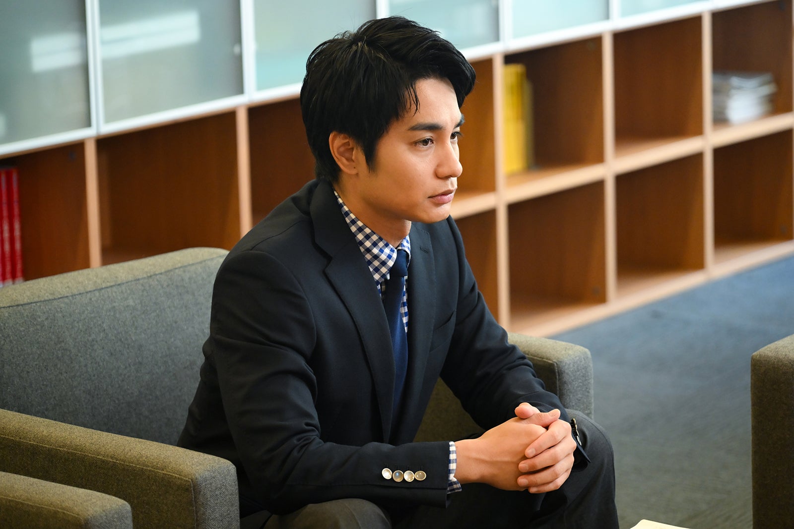 中村蒼「フェイクマミー」第1話（C）TBS