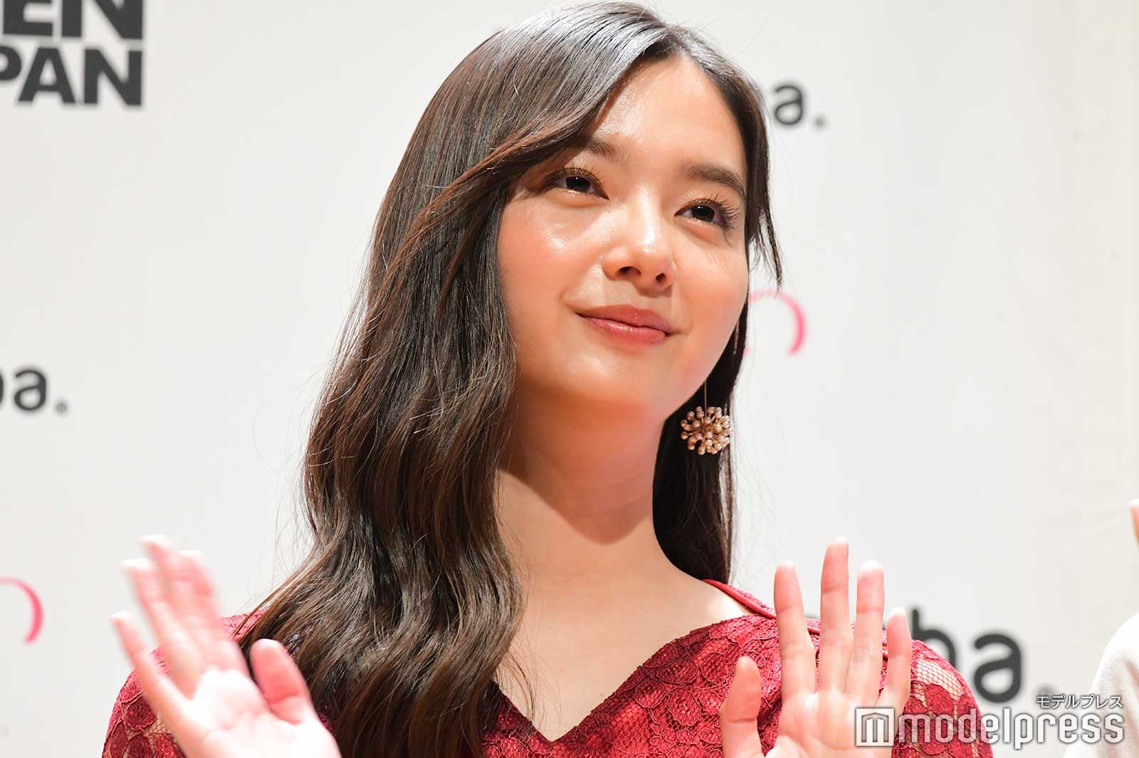 新川優愛 （C）モデルプレス