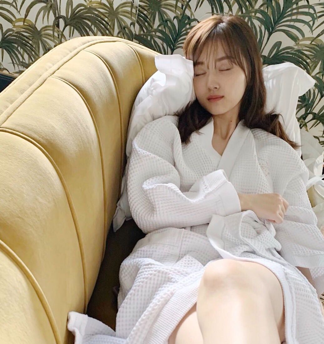 乃木坂46山下美月の寝顔が可愛すぎ「美しい」「最高のオフショット」“ねましたみづき”コレクションに反響