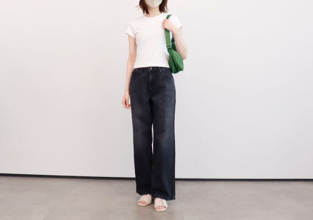 ユニクロ　トップス　半袖　Tシャツ