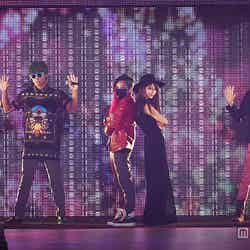 BIGBANG・G-DRAGONのものまねメイクを披露したざわちんとダンサーとして友情出演を果たしたダレノガレ明美
