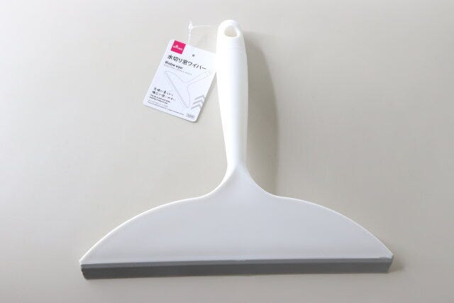 ダイソー　水切り窓ワイパー　商品タグ