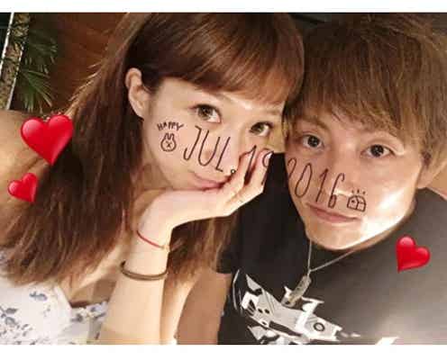 辻希美&杉浦太陽夫妻、ラブラブ2ショットで9回目の結婚記念日 10周年で“改名”宣言も