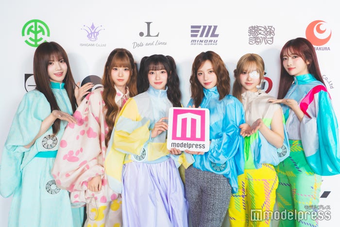 MADEIN(左から)セリナ、スへ、イェソ、マシロ、ナゴミ、ミユ(C)モデルプレス