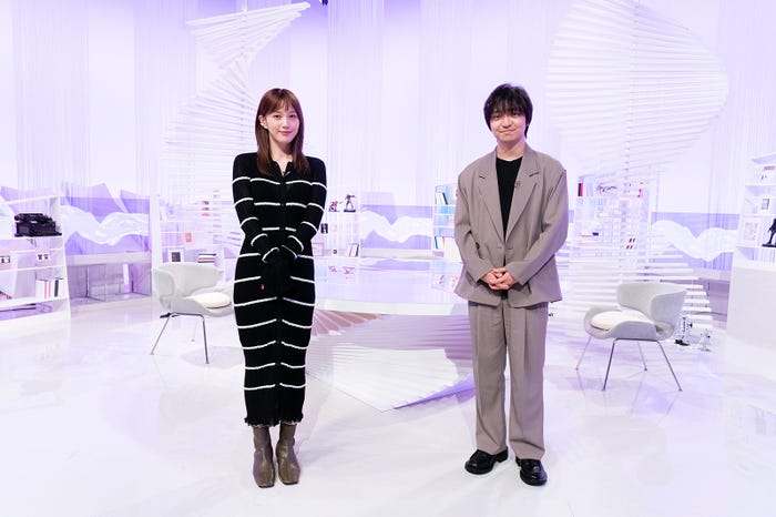 本田翼、三浦大知(C)NHK