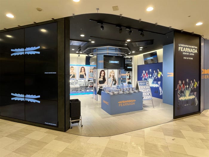『LE SSERAFIM FAN MEETING ‘FEARNADA’ 2024 S/S - JAPAN POP-UP STORE』外装(提供写真)