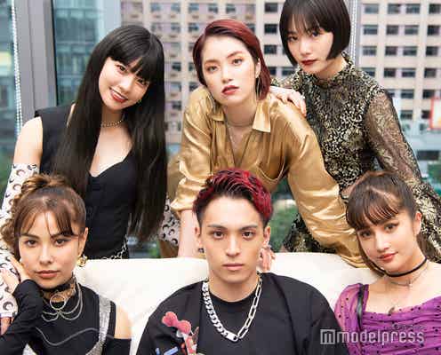 <FAKY&Novel Coreインタビュー>「月とオオカミちゃん」“コアヒナ”で「half-moon」コラボ実現 歌詞に込められた意味・お互いの印象の変化