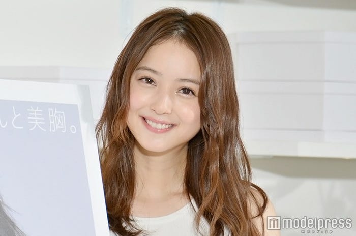 佐々木希(C)モデルプレス