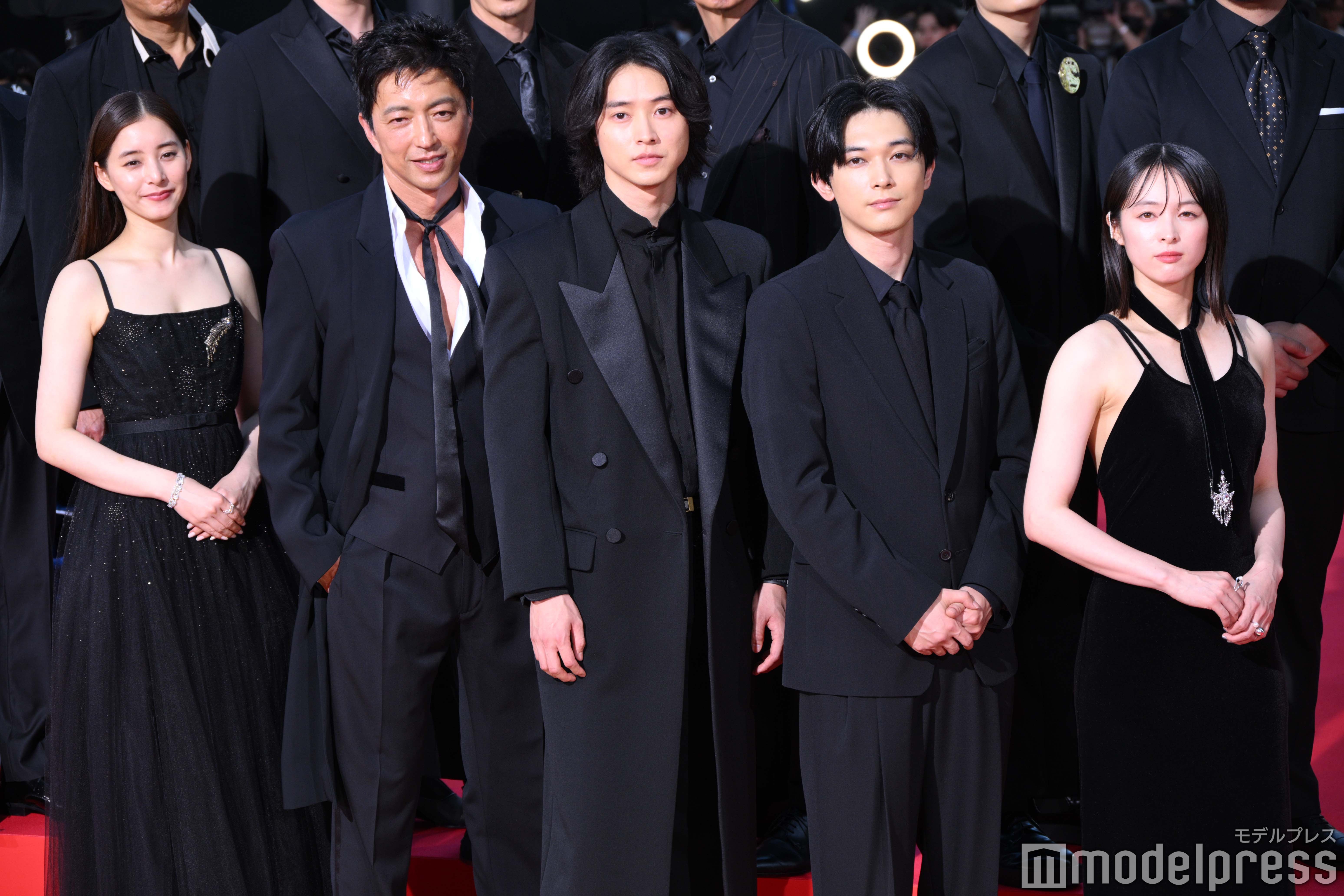 新木優子、大沢たかお、山崎賢人、吉沢亮、清野菜名（C）モデルプレス