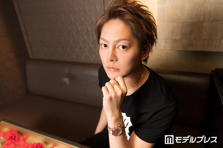 画像1 10 ホスト転身の元青汁王子 三崎優太 政界進出に意欲 ホストいじめ告白 デリヘル嬢とのベッド動画公開で 震えが止まらない モデルプレス