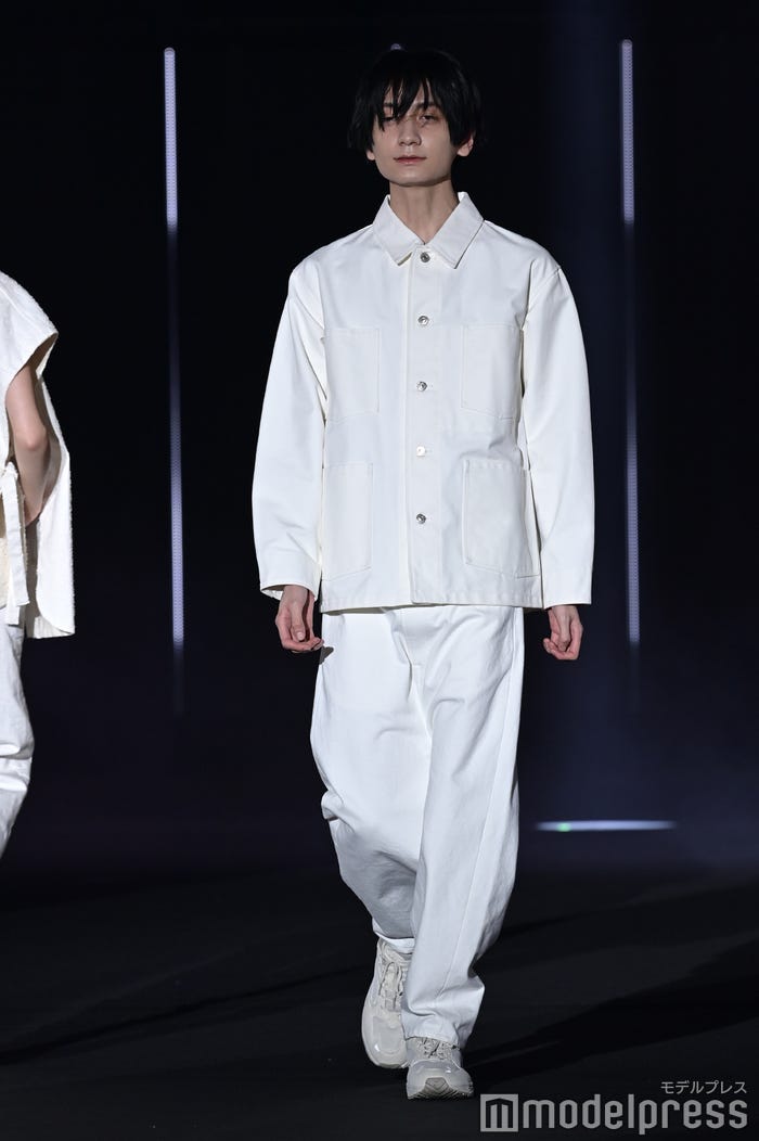 吉井添(C)モデルプレス