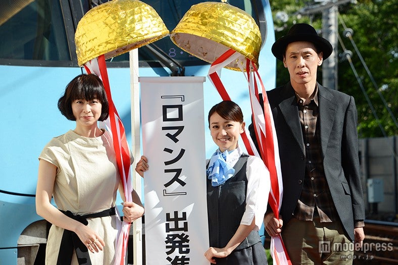 左より：タナダユキ監督、大島優子、大倉孝二