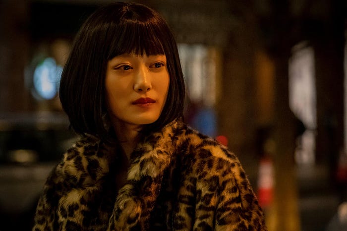 山下美月「弁護士ソドム」第1話より(C)テレビ東京