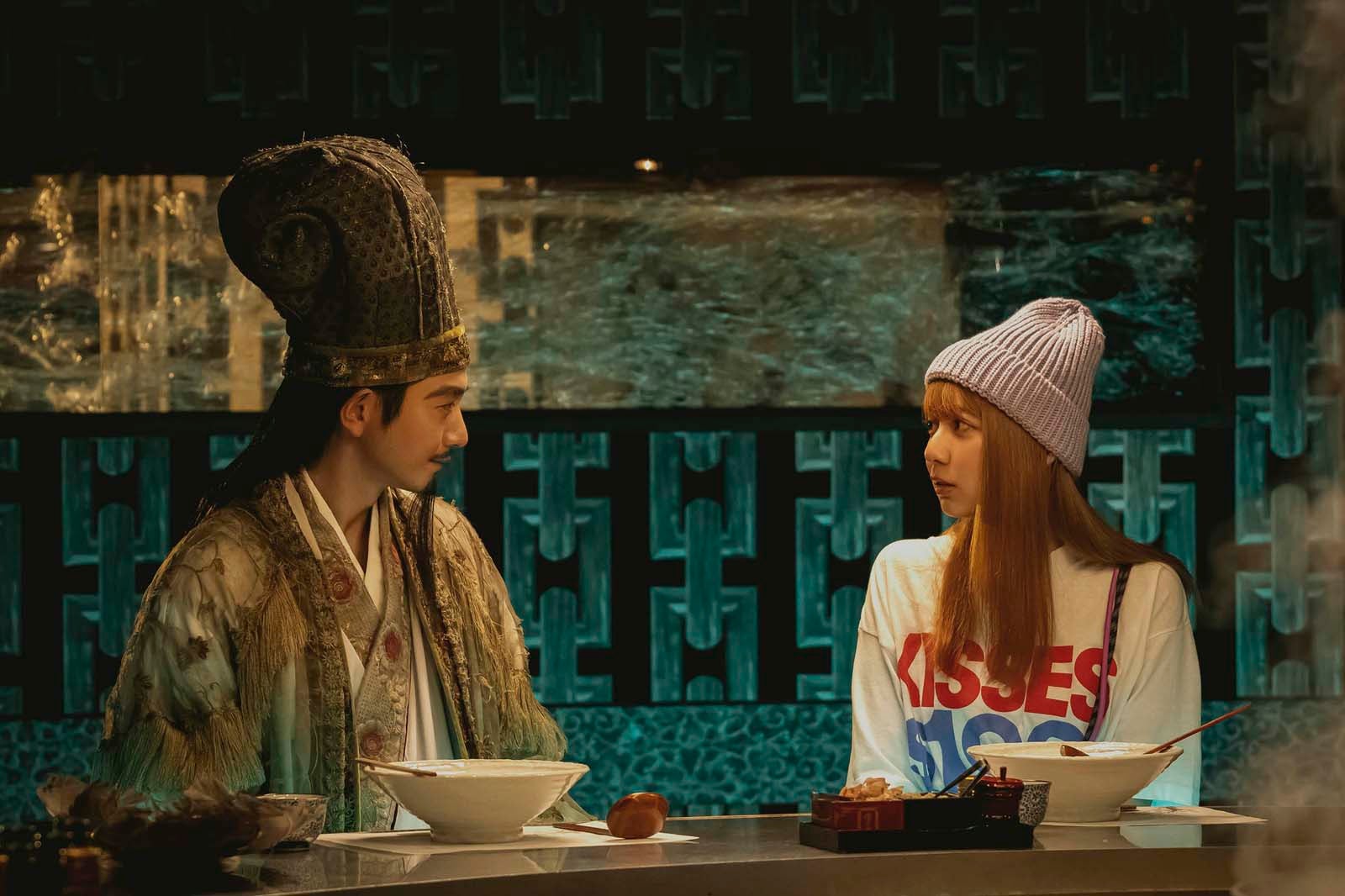 向井理、上白石萌歌「パリピ孔明」第3話より（C）フジテレビ