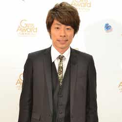 モデルプレスの独占インタビューに応じたロンドンブーツ1号2号・田村淳