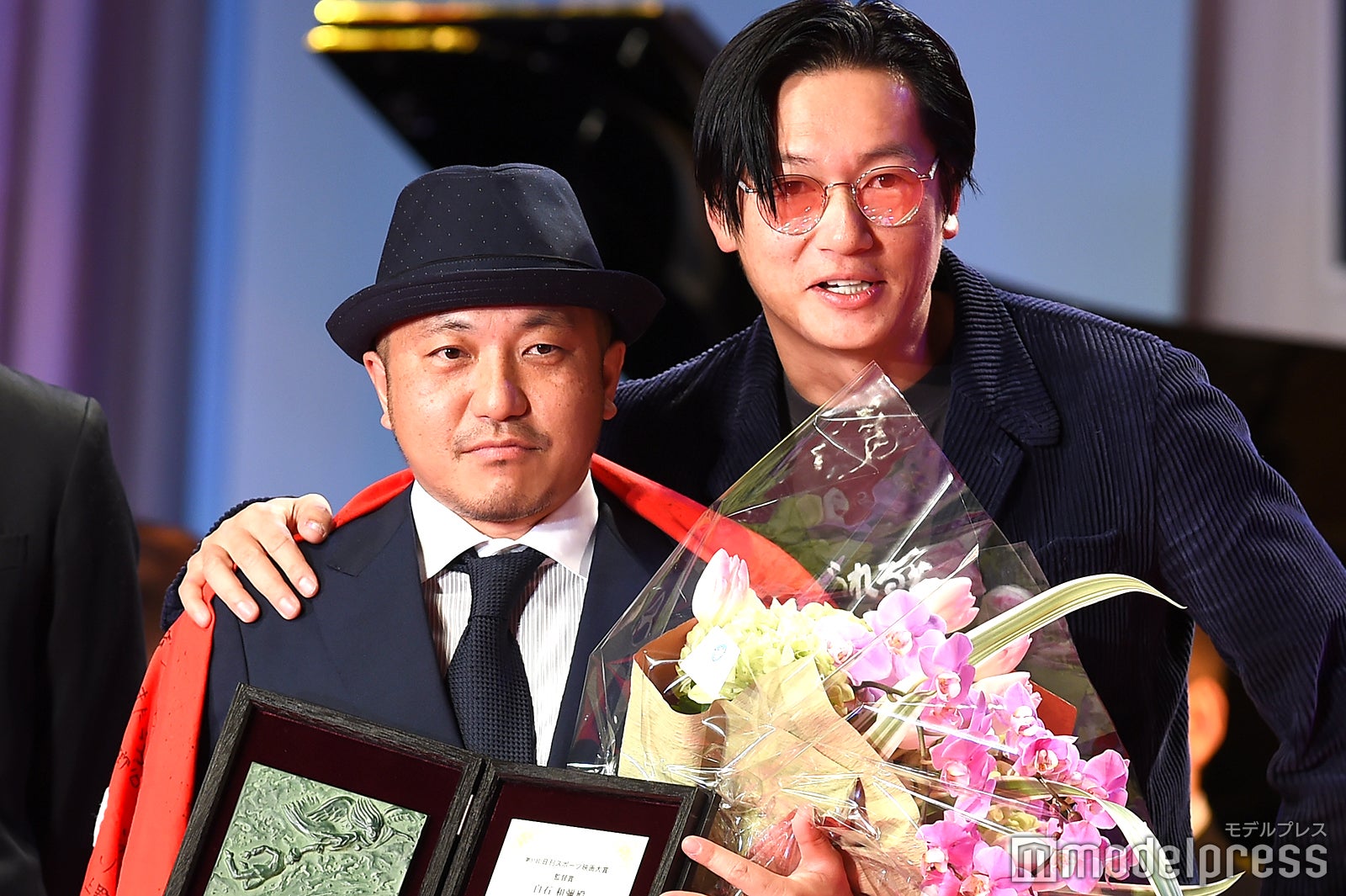 白石和彌監督、井浦新（C）モデルプレス