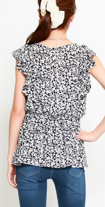 ツートーン花柄ラッフル袖ブラウス「salus」2,990円（税込）