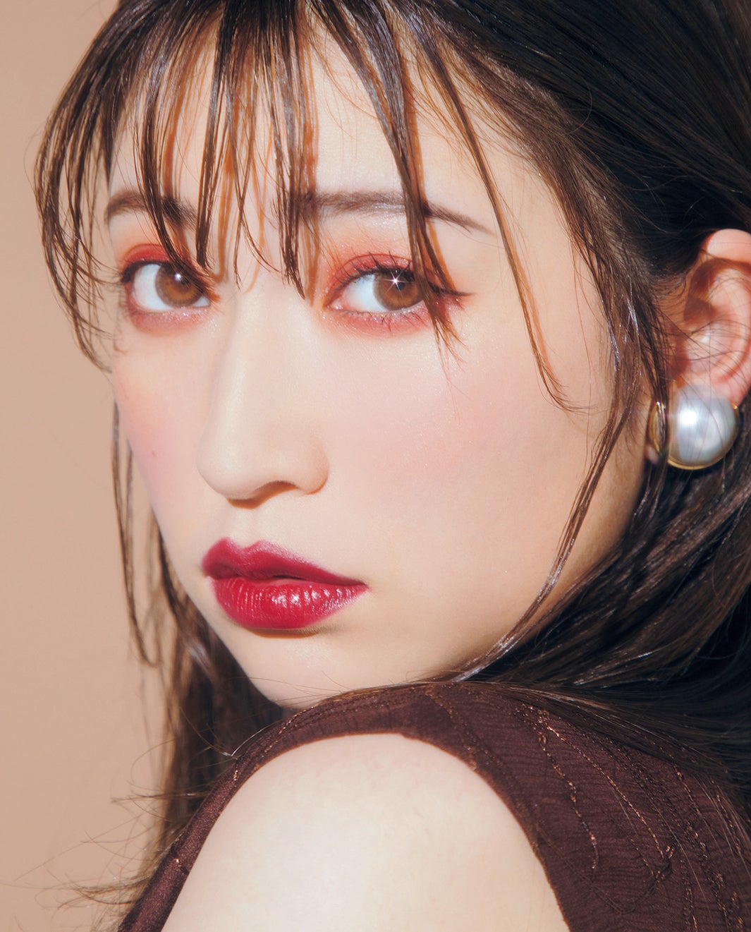 吉田朱里（主婦の友社）