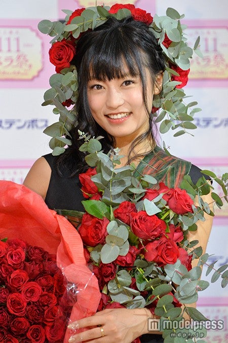 小島瑠璃子、石原さとみの存在に恐縮「足元にも及ばない」