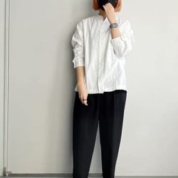 こんな名品あったなんて!無印の「2990円シャツ」はトップスにも羽織りにも使えます