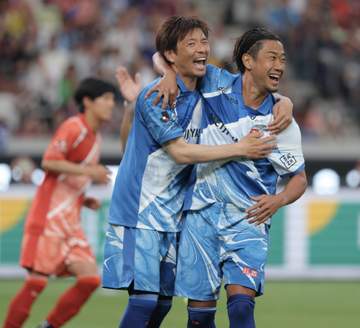 遠藤航の負傷離脱＆代表引退、元日本代表も衝撃…香川真司「想像絶する」西川周作「チーム思っての行動と思う」
