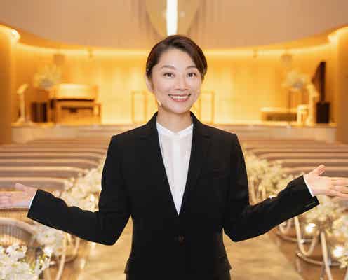 小池栄子、笑顔で主演ドラマ「コタツがない家」クランクイン 1人での撮影に「早くみんなに会いたいです」<コメント>