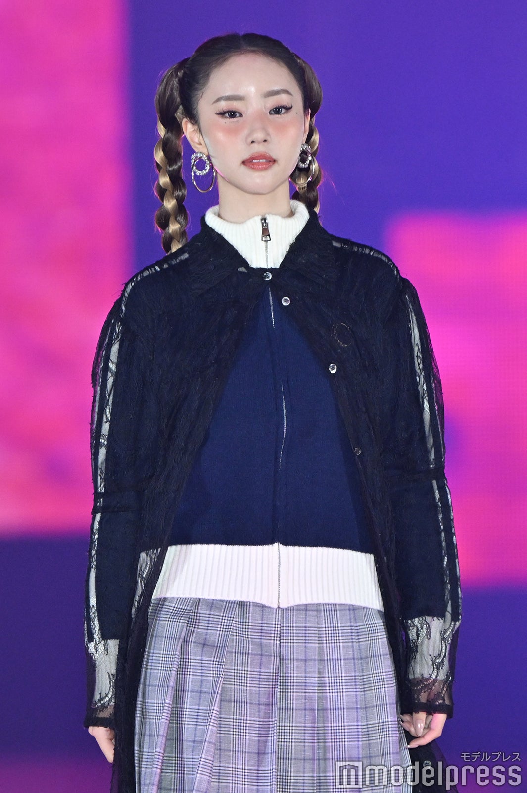 （C）モデルプレス