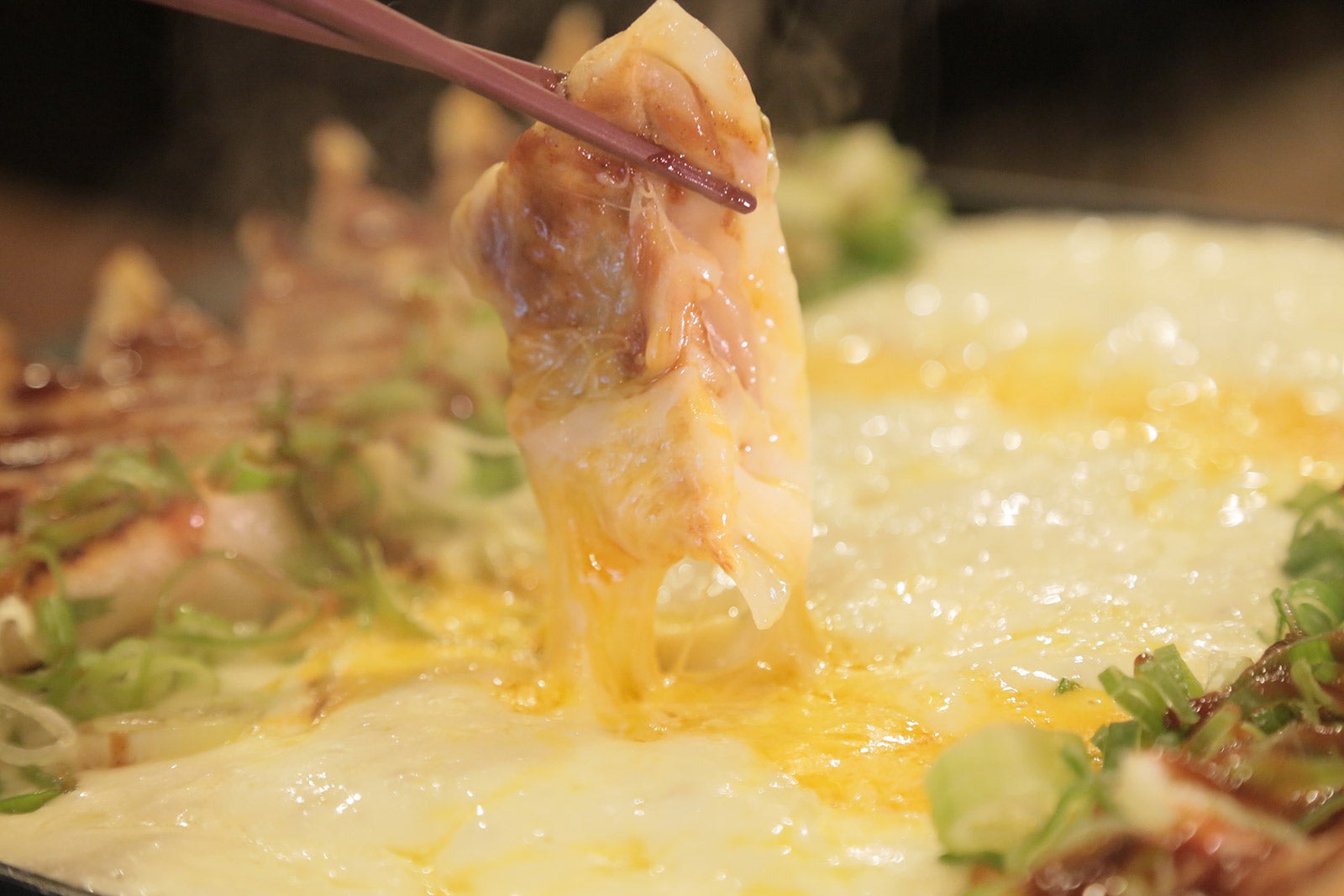 鉄板餃子フォンデュ／画像提供：WARASHIBE GYOZA