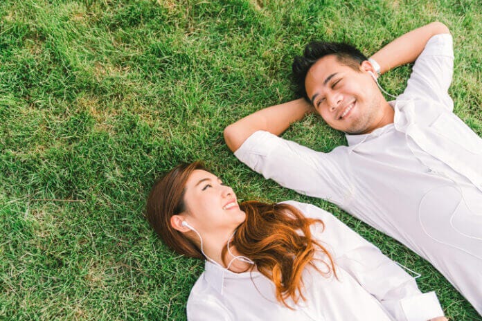 付き合っても公表しない男性でも彼女を大切にする人は多い