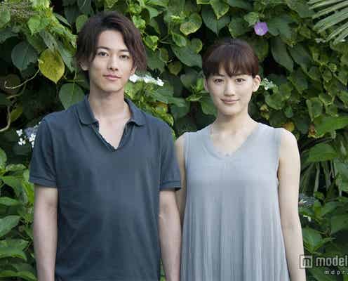 綾瀬はるか&佐藤健、「ほぼ毎日ケンカ」 W主演で恋人役