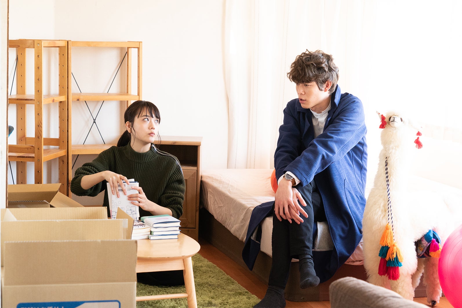 松井愛莉、宮沢氷魚／「僕の初恋をキミに捧ぐ」第4話より（C）テレビ朝日