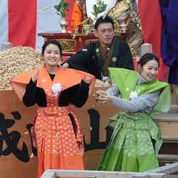 「平成30年成田山節分祭」の追儺豆まき式に参加した葵わかな、徳永えり （画像提供：NHK）