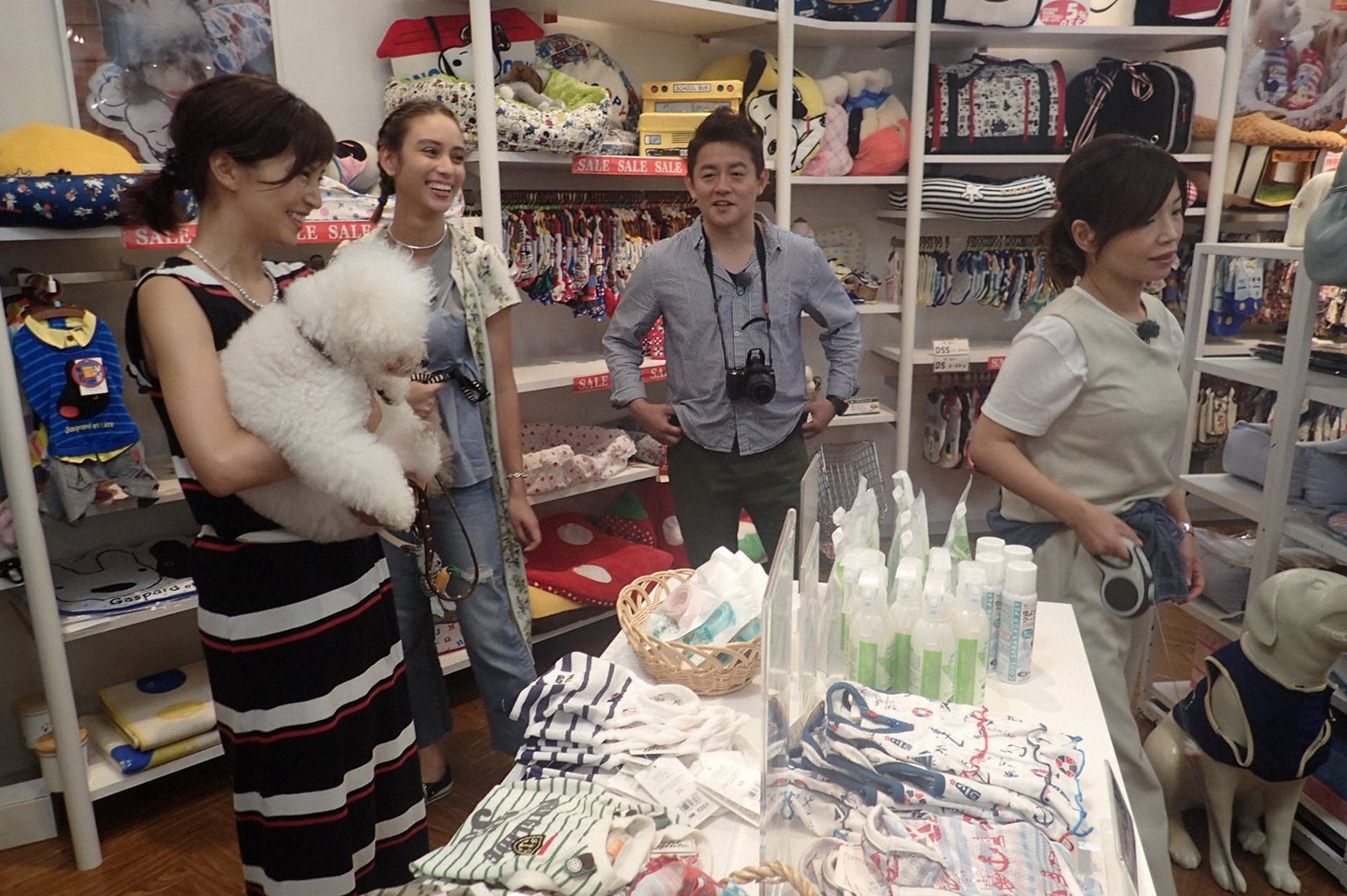 （写真左から）安田美沙子、滝沢カレン、井戸田潤、大久保佳代子／画像提供：TBS