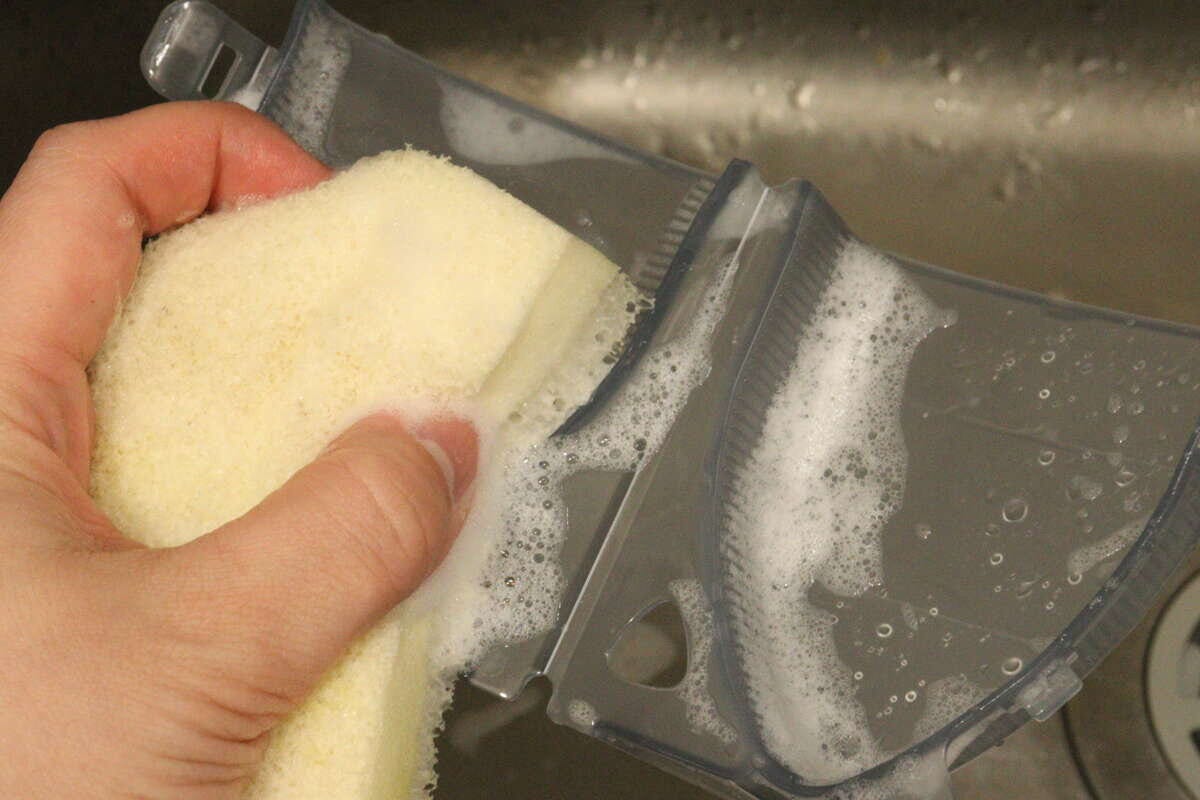 ダイソーの3色おにぎりメーカーは大きく開いて洗いやすい