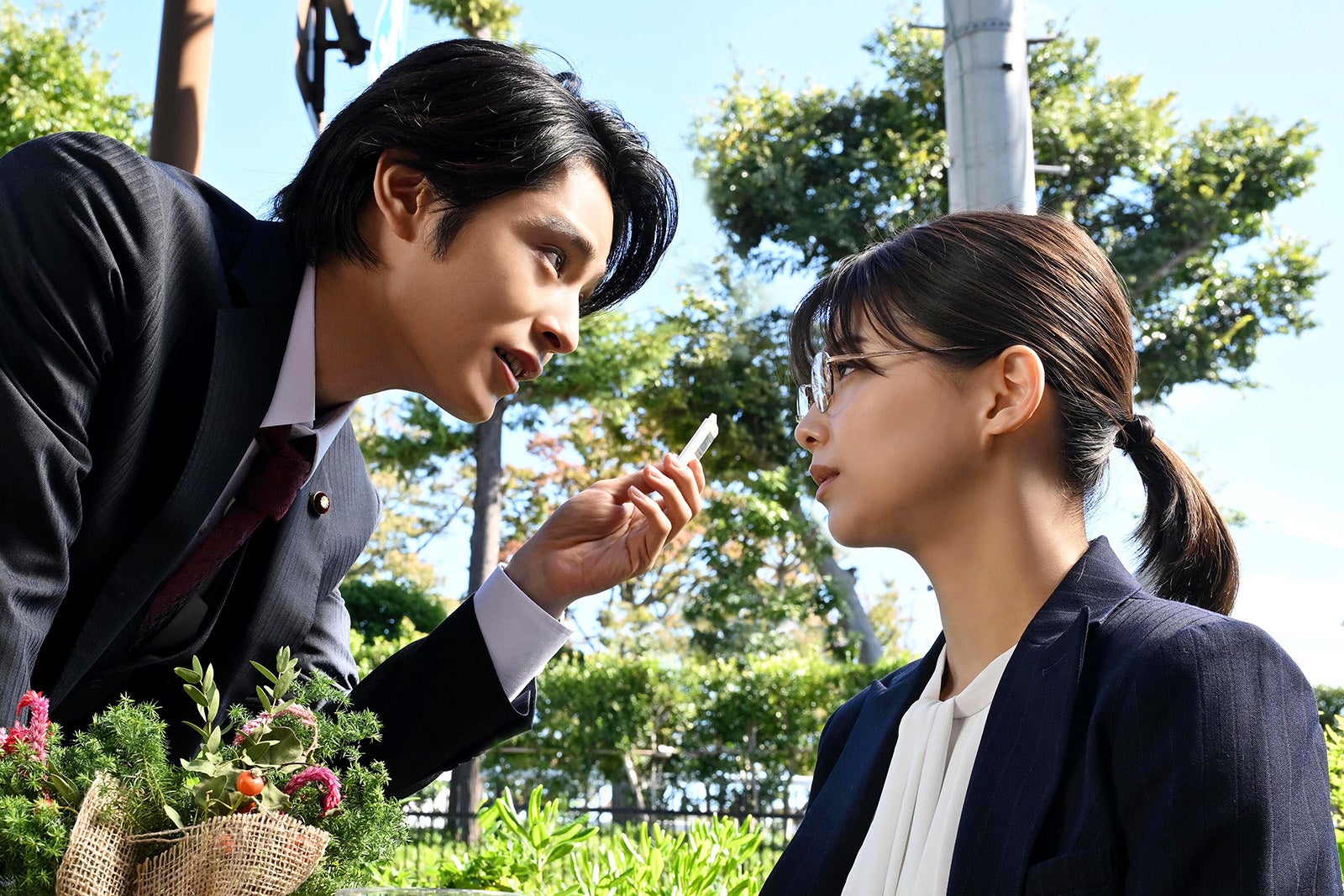 塩野瑛久、渡邉理佐「ブラックファミリア～新堂家の復讐～」第8話より（C）読売テレビ