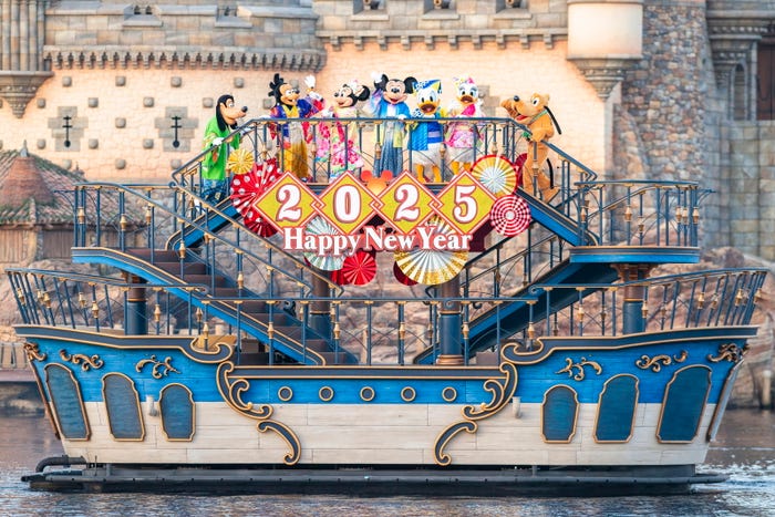 ニューイヤーズ・グリーティング(C)Disney