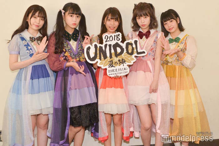 まねきケチャ(左から)宮内凛、中川美優、松下玲緒菜、藤川千愛、深瀬美桜 (C)モデルプレス