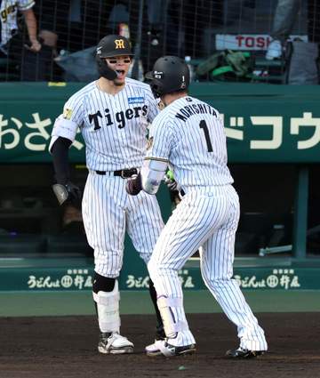 阪神 佐藤輝明「タイガースでの日々は本当に楽しかった」 球団からは18日にポスティング容認を伝えられる「自分の思いを尊重していただいて感謝」