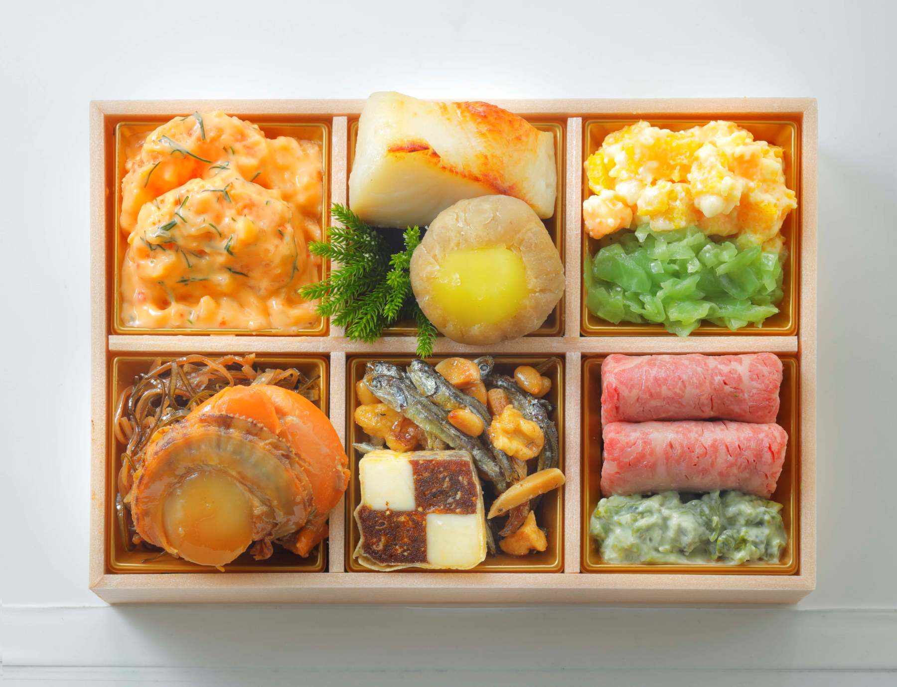 【大丸神戸店】新作おせちをひと足早く！ 数量限定のお得な詰め合わせは完売必至！